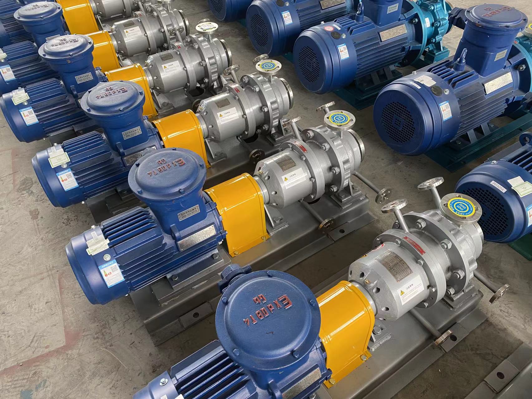 2.7准备发往南通的设备(图1)